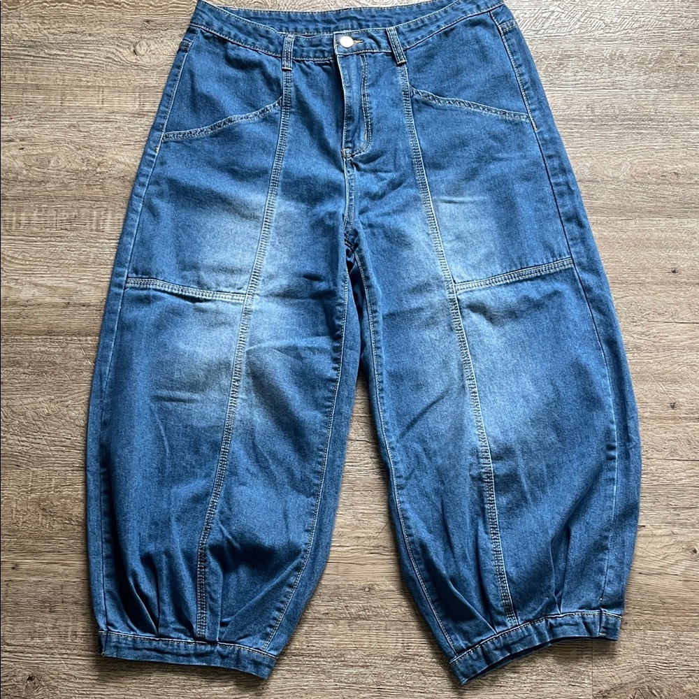 Vintage-Inspired Balloon Leg Denim Pants - Blue
